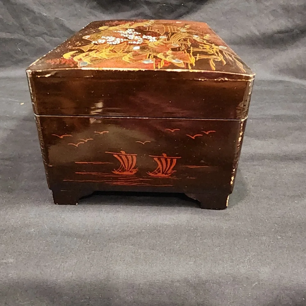 Vintage Japanese Black Lacquered Music Jewelry Box Mother Of Pearl Painted Works